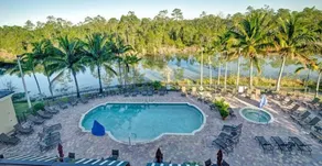 Embassy Suites by Hilton Fort Myers Estero - Vue de la chambre