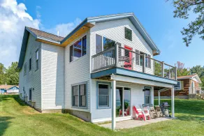 Lakefront Family Getaway on Willsboro Point! - Innvendig