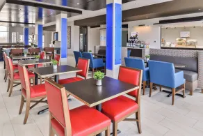 Holiday Inn Express & Suites - Kansas City - Lee's Summit by IHG - Restaurant