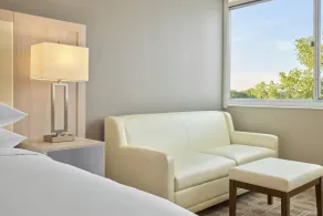 Delta Hotels by Marriott Chicago Willowbrook - Chambre