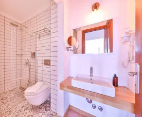 Luna Kaş - Bathroom