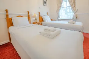 Crown Hotel Cotswold - Room