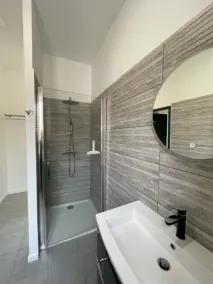 Résidence de tourisme Sous Les Pins - Bathroom