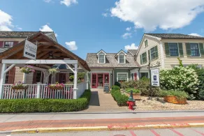 Howard's Creek Inn - Restaurant
