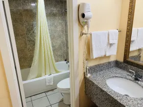 Budget Inn - Badezimmer