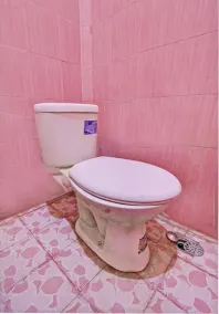 OYO Life 92847 Penginapan Muslim Walker - Salle de bain