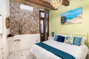 Traditional & Modern Maltese Townhouse - Rooftop Terrace and Sea Views, close to Birgu Waterfront - Rom