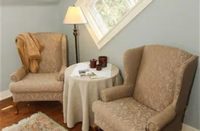 1824 House - Room