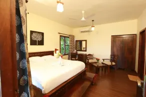Deshadan Backwater Resort - The best sunrise view - View from room