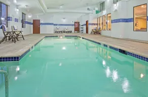 Holiday Inn Express Hotel & Suites St. Charles by IHG - Piscine