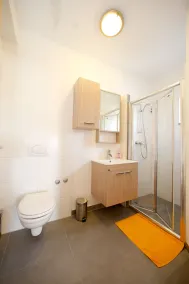 BC Apartments - Bathroom