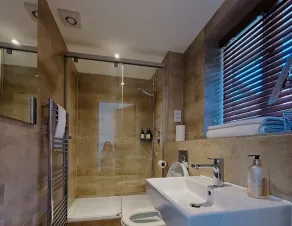 The Prince of Wales - Bathroom
