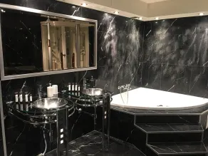 citycentre lake view apartment - Baño