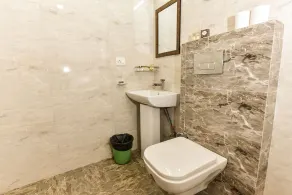 Hotel Olive Saffron - Bathroom