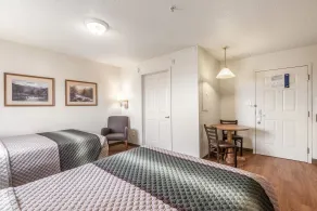 HomeTowne Studios & Suites by Red Roof Charlotte - Concord - Chambre