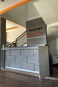 HOTEL WARTA SARI - Rezeption