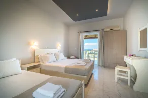 Armonia Studios & Apartments - Room