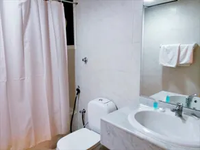 Al Massa Hotel - Bathroom