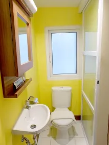 Nunia Inn Bandara Jakarta - Badeværelse