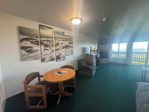 Sunset Oceanfront Lodging - Chambre