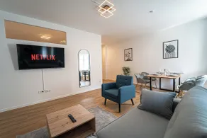 LUXOMES - Vilshofen Altstadt Apartments - Habitación