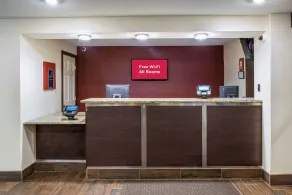 Red Roof Inn Richmond, IN - Lobby lounge