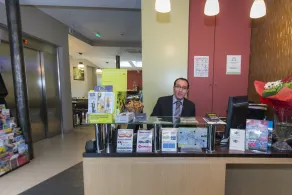 Source Hôtel - Réception