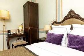 Meroddi Barnathan Hotel - Room