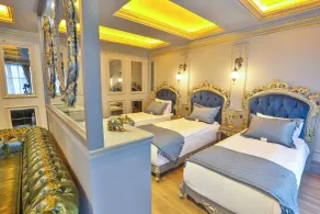 REAL KiNG RESiDENCE - Camera