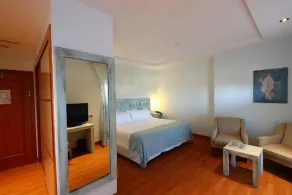 Gran Hotel Aqualange - Balneario de Alange - Room