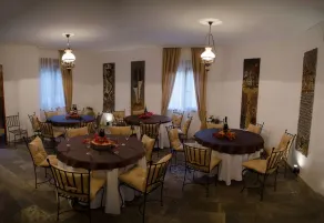 The Belgrade Hills Rooms and Suites - Restaurant