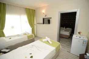 Green Gold Hotel - Room