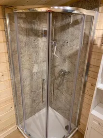 Truly Kentish Holiday Lets - Bathroom