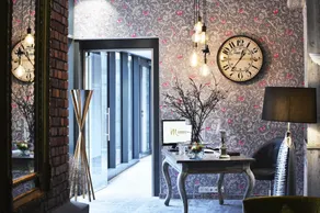 MOMENTS Boutique Hotel - Hall