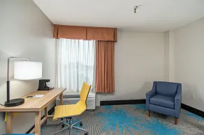 Days Inn & Suites by Wyndham Mt Pleasant - Chambre
