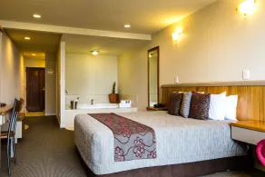 Pebble Beach Motor Inn - Chambre