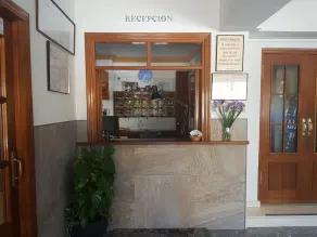 Hostal Miramar - Réception
