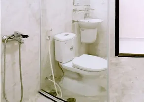 Spacious and Modern II - Bathroom