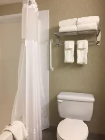 Comfort Inn & Suites - Salle de bain