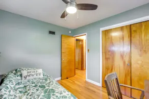 Charming Arnold Home w/ Patio & Chicken Coop! - Chambre