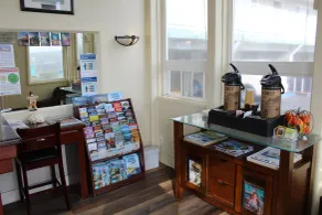 D Sands Rentals - Lobby