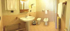 Hotel Posta - Bathroom