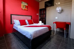 Hotel Metro Lodge Xpress - Room