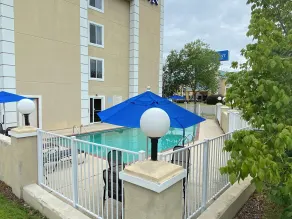 Wingate by Wyndham Hattiesburg - Pool