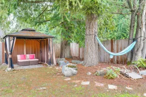 Puget Sound Single-level Gem w/ Outdoor Fun! - Innvendig