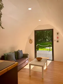Nuthatch Cabin at Cloudshill Glade - Living room
