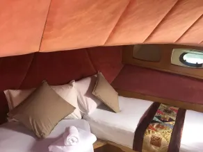 Dream House Boat - Camera