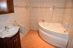 Guest House Romantika Panzio - Badezimmer