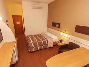 Hotel 10 Ponta Grossa - Habitación