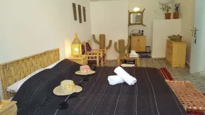 Art studio au bord de la mer - Værelse